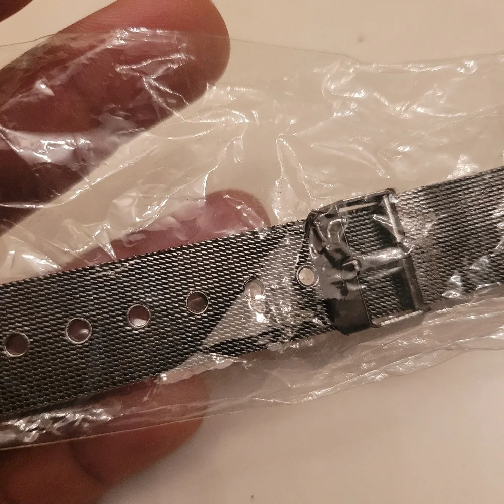 Stylish Black Mesh Strap Watch